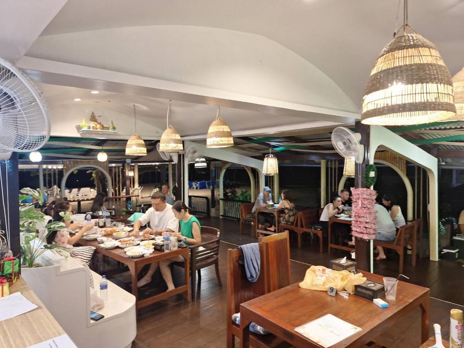 Pan Beachfront Resort Krabi Klong Muang Beach Exteriör bild