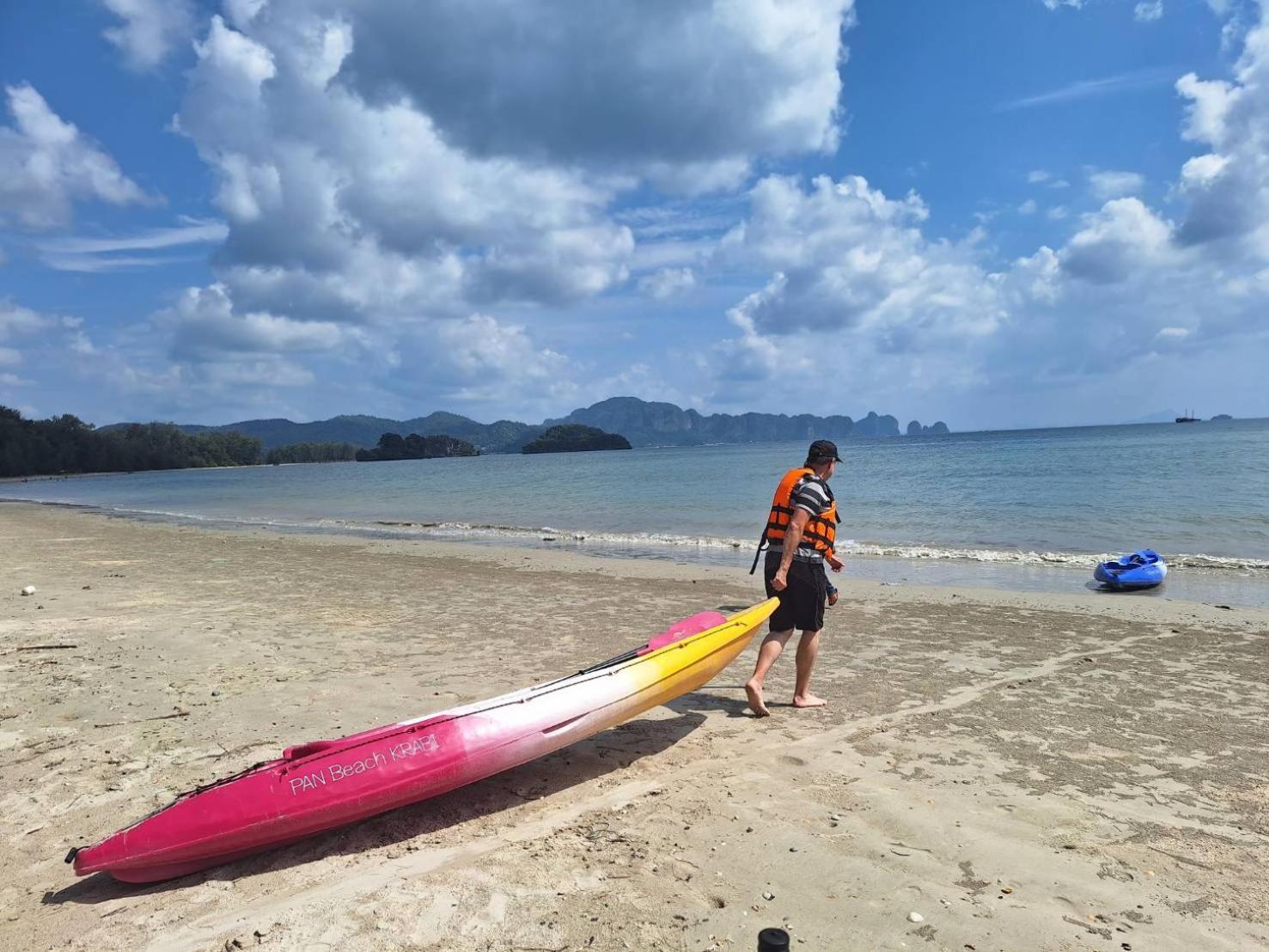 Pan Beachfront Resort Krabi Klong Muang Beach Exteriör bild