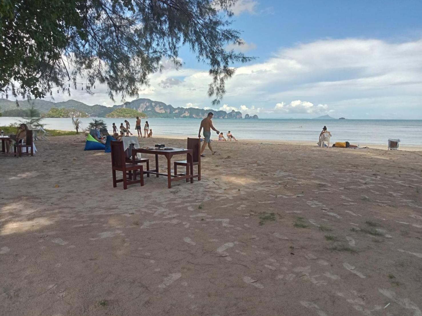 Pan Beachfront Resort Krabi Klong Muang Beach Exteriör bild