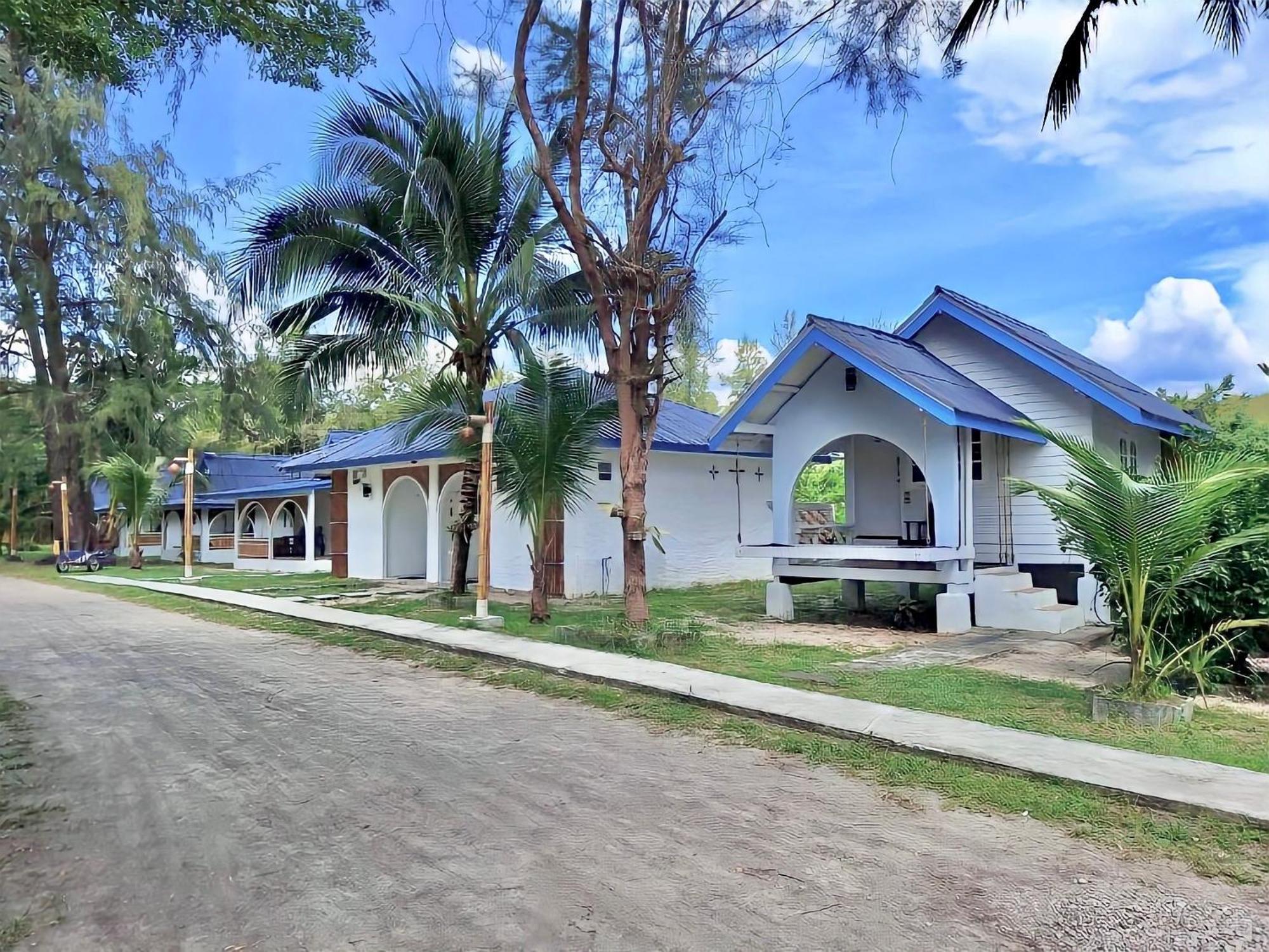 Pan Beachfront Resort Krabi Klong Muang Beach Rum bild