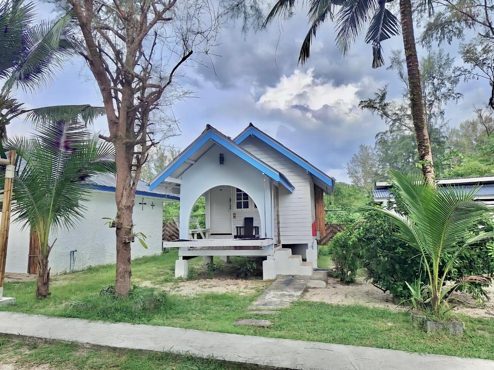 Pan Beachfront Resort Krabi Klong Muang Beach Rum bild