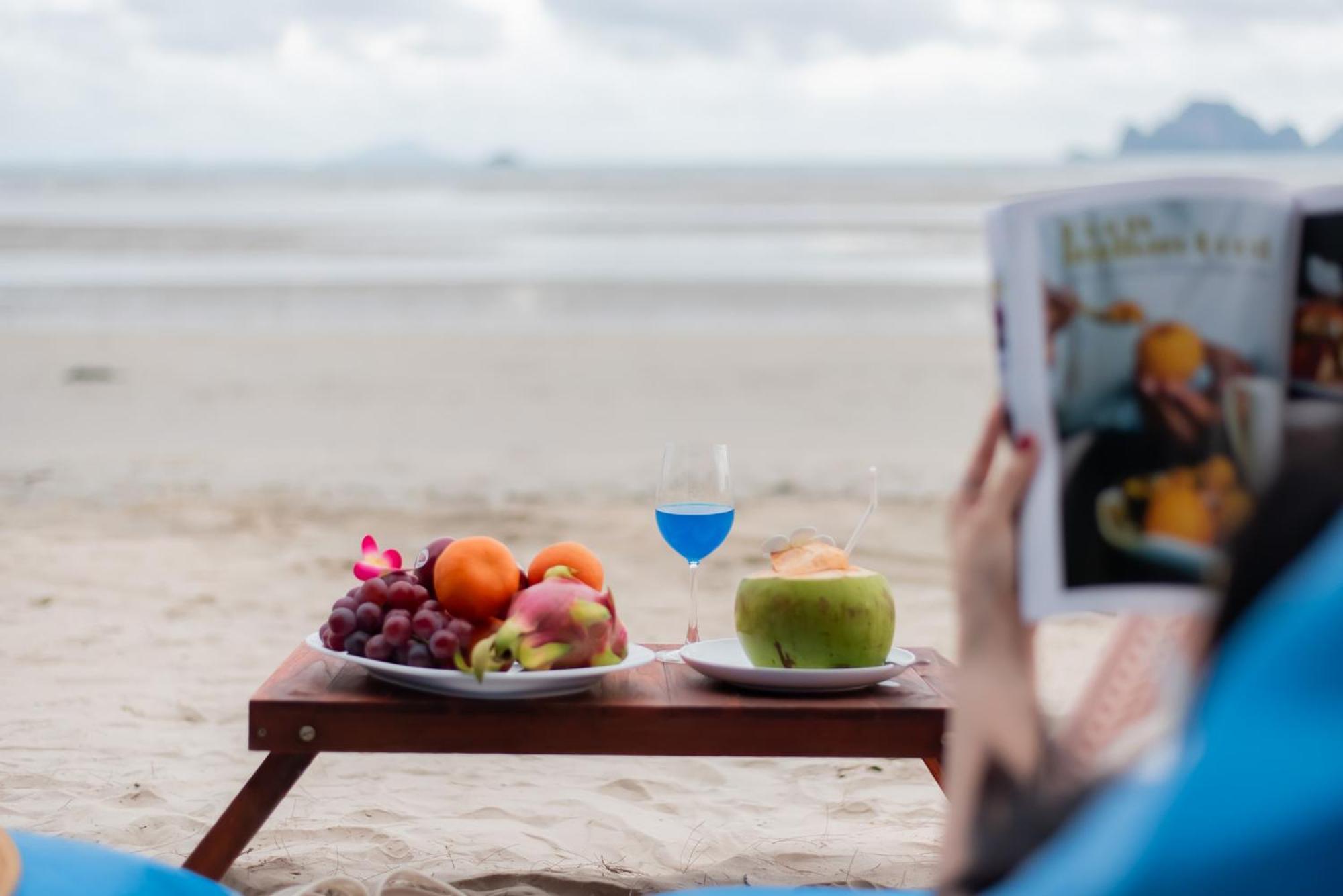 Pan Beachfront Resort Krabi Klong Muang Beach Exteriör bild
